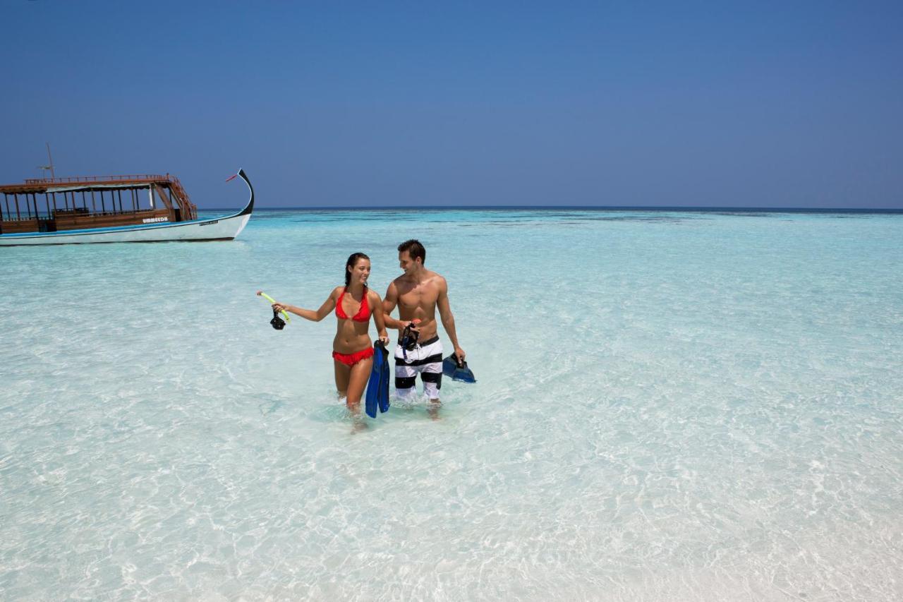 Innahura Maldives Resort Kurendhoo Bagian luar foto