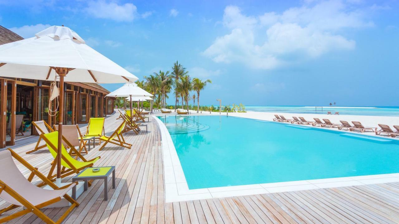 Innahura Maldives Resort Kurendhoo Bagian luar foto