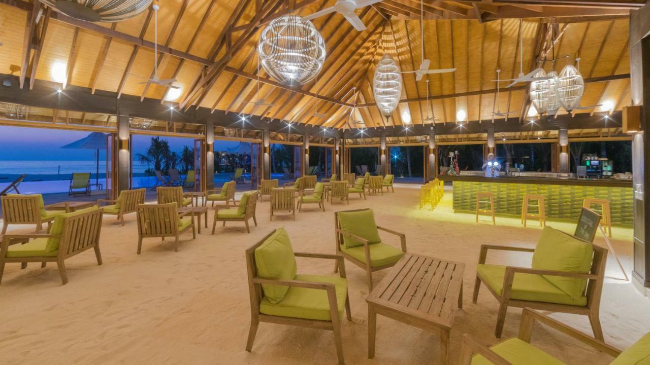 Innahura Maldives Resort Kurendhoo Bagian luar foto