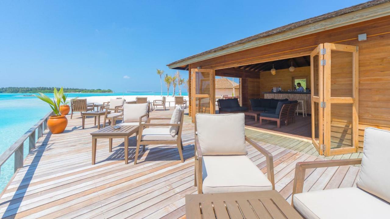 Innahura Maldives Resort Kurendhoo Bagian luar foto